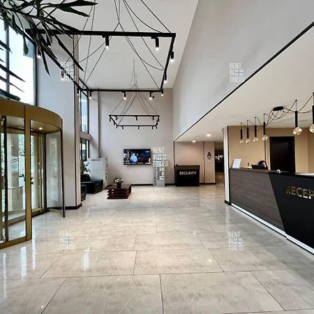 바투미 Orbi Plaza Tamara 아파트 호텔 외부 사진